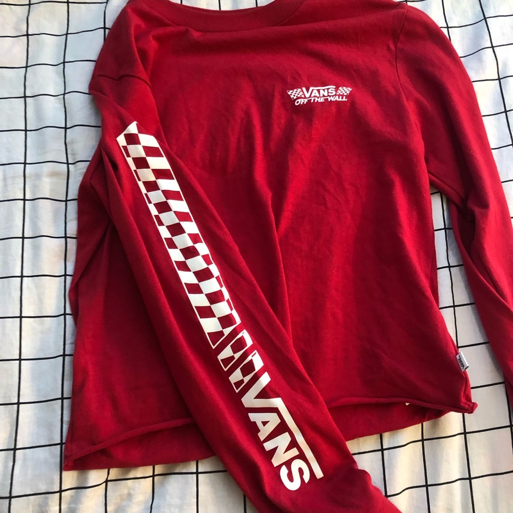 red cropped long sleeve checkered vans shirt